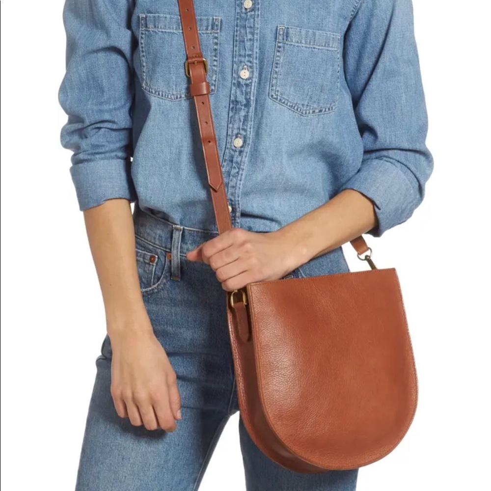 Madewell Transport Saddle Bag crossbody purse